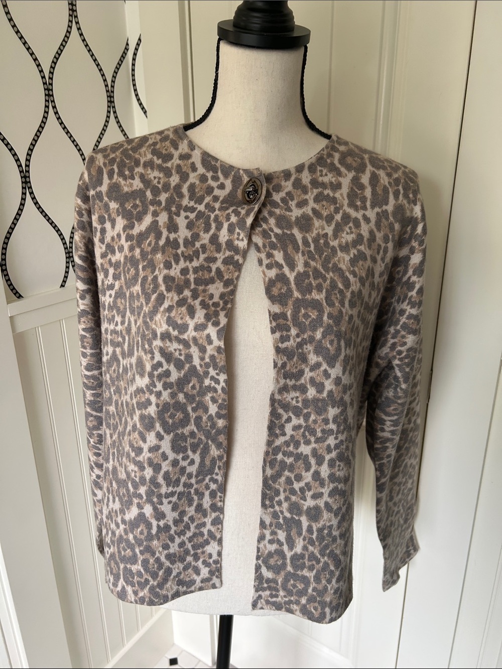 Leopard Print Crewneck Cardigan - Taupe/Gray